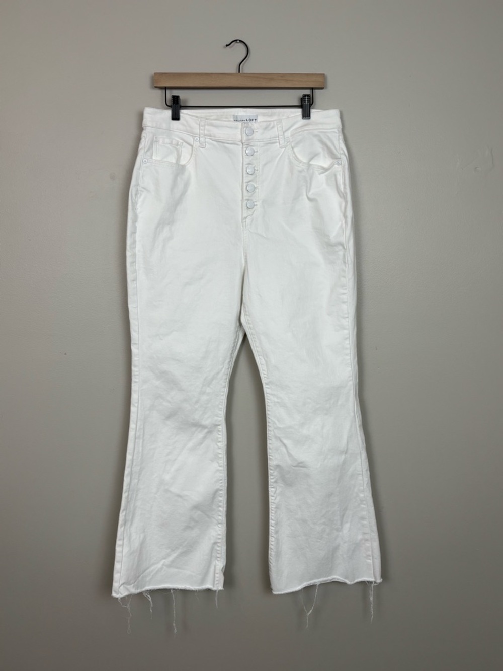 Loft Jeans Womens 32P White The Slim Flare Raw Hem Stretch High Rise Denim